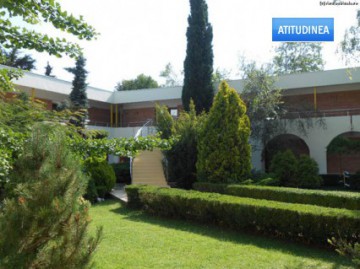 Hotelul Dana din Venus se vinde fără vameşi. Patronul italian cere 2,7 milioane de euro
